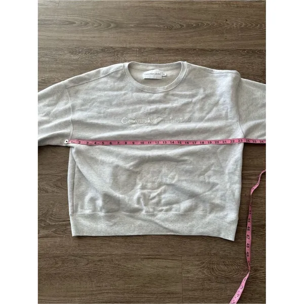 Calvin Klein Jeans Pullover Sweatshirt Womens XL Light Gray Crewneck Logo Fleece - Image 11