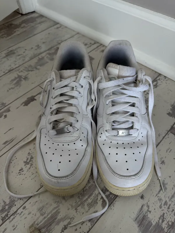 Nike Air Force 1 White - Image 2