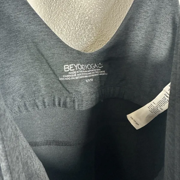 NEW Beyond Yoga Spacedye Inspire Midi Dress Womens Sz XS Charcoal Gray Shelf Bra - Image 4