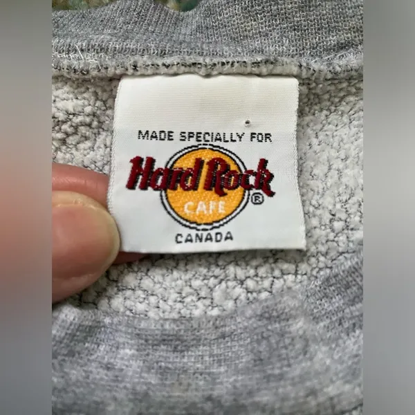 Hard Rock Cafe Vintage Montreal Canada gray logo sweatshirt, size XL - Image 4
