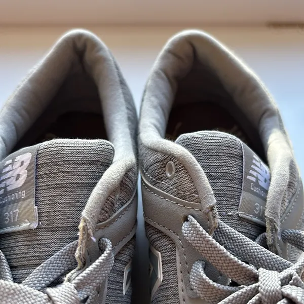 New Balance‎ 317 Gray Heathered Womens Size 10 Sneakers Shoes - Image 7