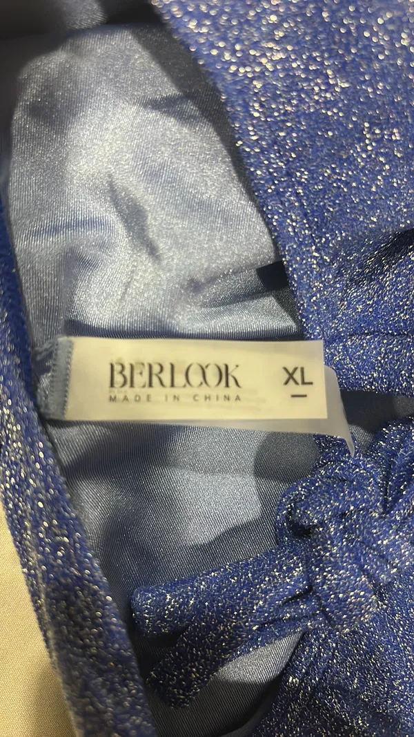 NWT Berlook Metalic Cut Out Swimsuit Size XL. - Image 6