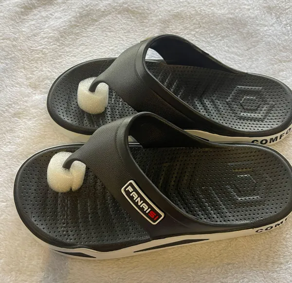Women’s Flip Flops New Size 10/42. SKU 0036 - Image 3