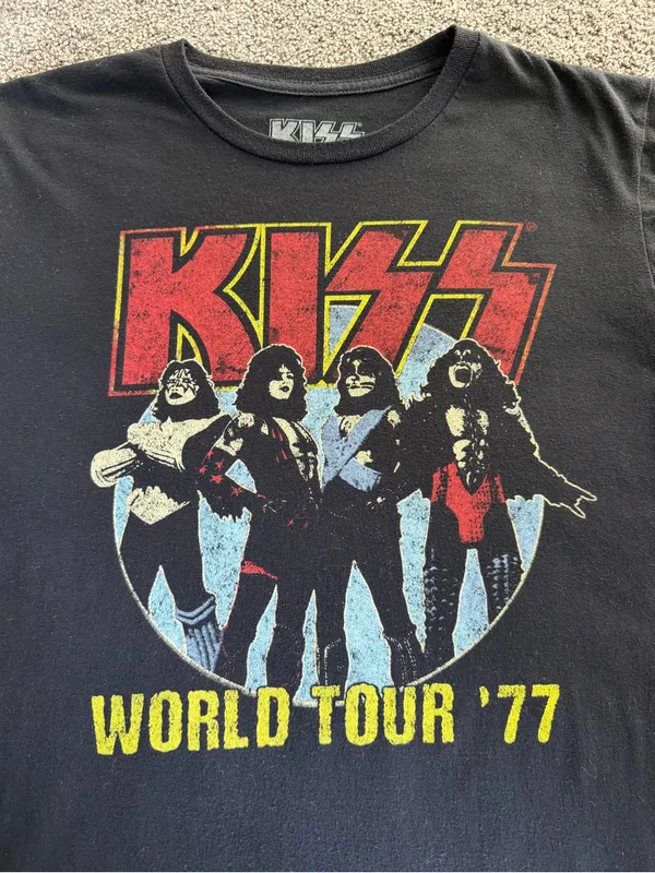 KISS World Tour ’77 Graphic Band Tee Black Medium Vintage Style Cotton Shirt - Image 3