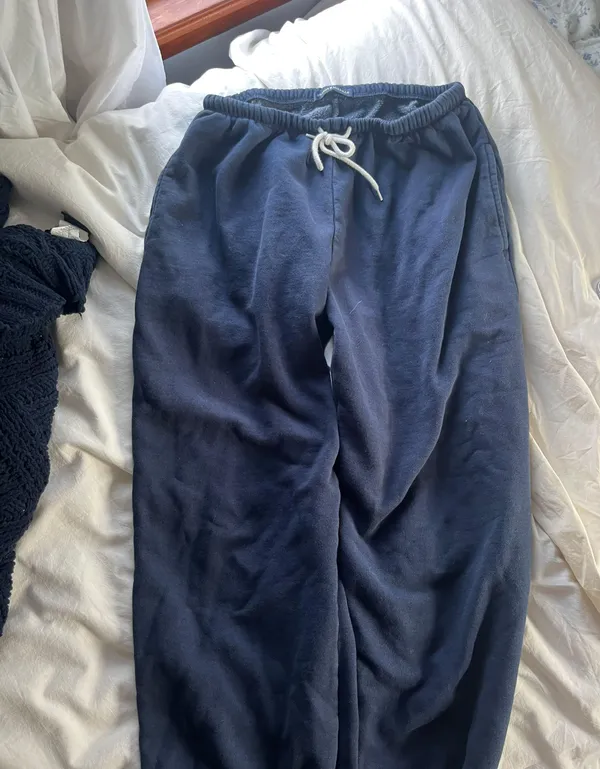 Brandy Melville Sweatpants - Image 3