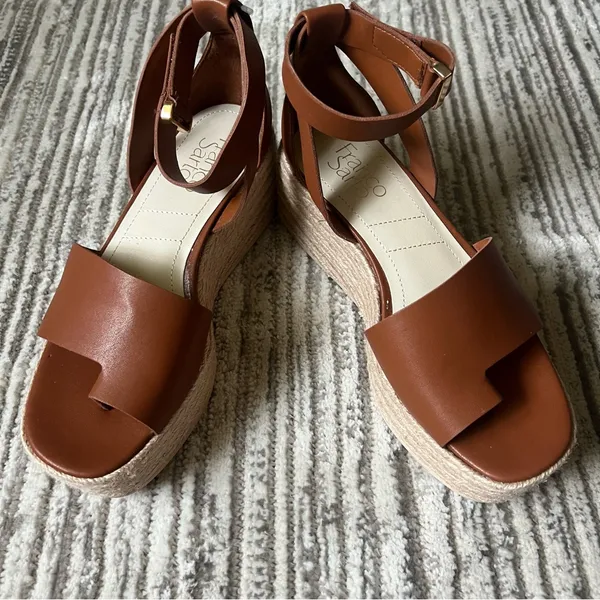 Franco Sarto  Tyla wedge Sandals with Ankle Strap. - Image 2