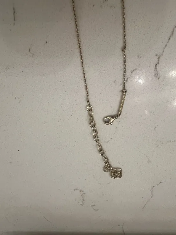 Kendra Scott Necklace - Image 5