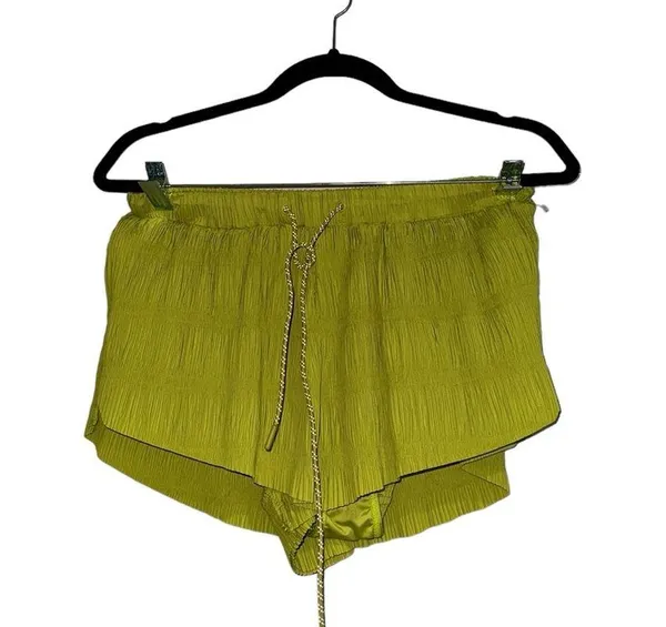 NWOT Free People Movement Shirr Enough Shorts In Guacamole color - Image 7