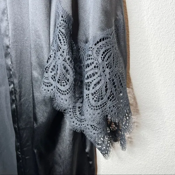 Vintage Victoria’s Secret Long Robe‎ - Image 5