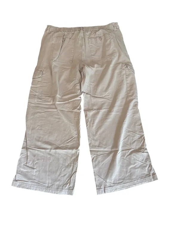 American Eagle Mid Rise Baggy Wide Leg Cargo Pants Womens Size 14 Pale Pink - Image 3
