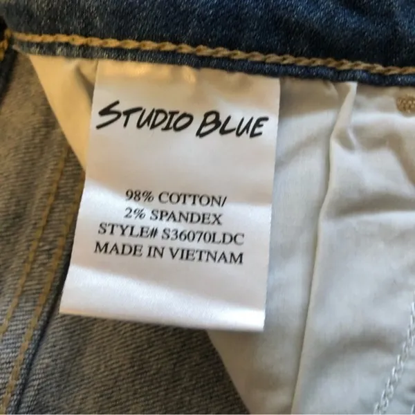 Studio Blue Denim Cutoff Distressed Jean Shorts 28 - Image 6