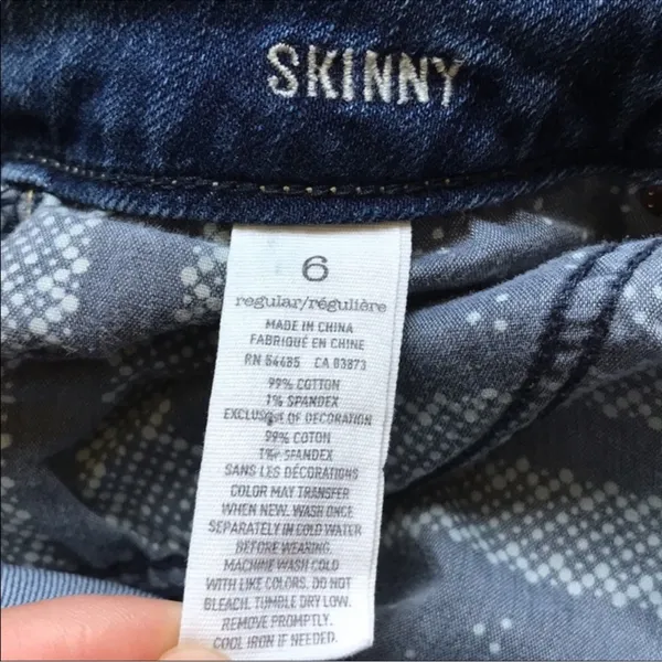 American Eagle Classic Blue Skinny Jeans with Stretch Fit - Image 9