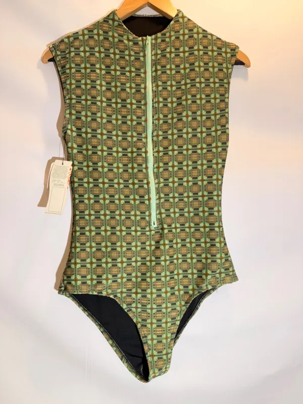 NWT Seea Regina Multicolor Zip Front High Neck One Piece Surf Suit Size L - Image 2