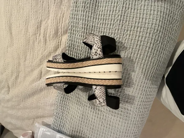 Franco Sarto Tiana 2 Black & White Snake Leather Wedge Sandals Size 6 - Image 4