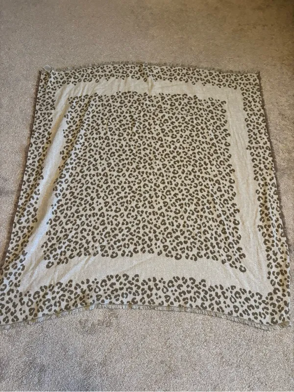 Madewell Brown Tan Bandana Scarf in Mini Cheetah - Image 6
