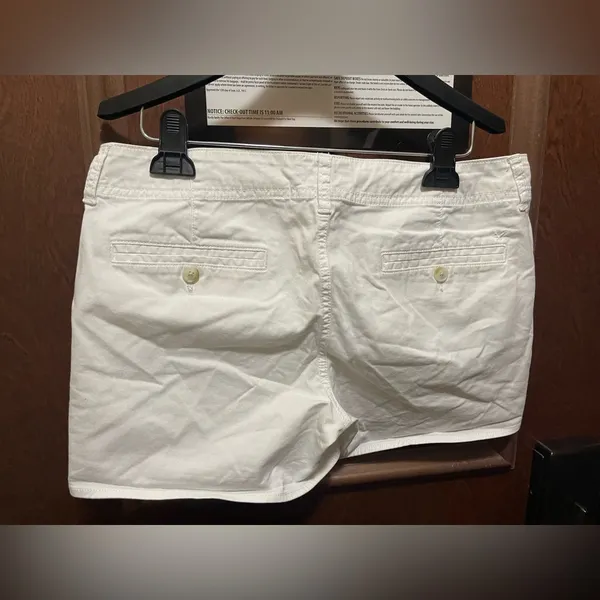 American Eagle Outfitters Women's Cream Shorts Shortie Size 10 - Image 2