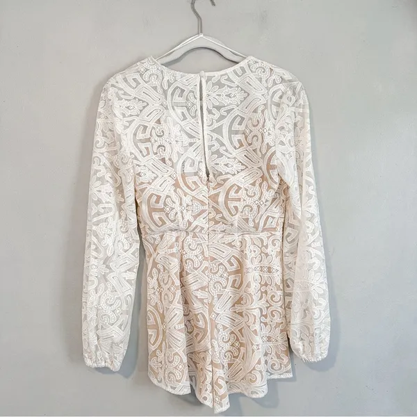 Finders Keepers Sofia Romper White Lace Bridal NEW Small - Image 5