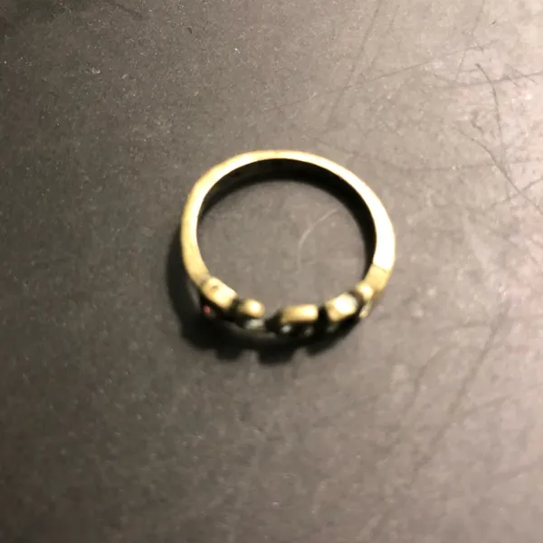 Antique gold peace ring - Image 4