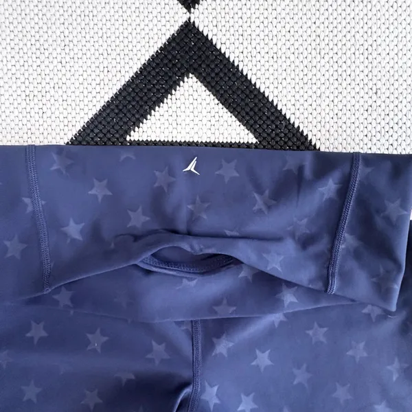 Old Navy Extra High-Waisted PowerSoft 7/8 Leggings in Navy Star Print Medium - Image 8