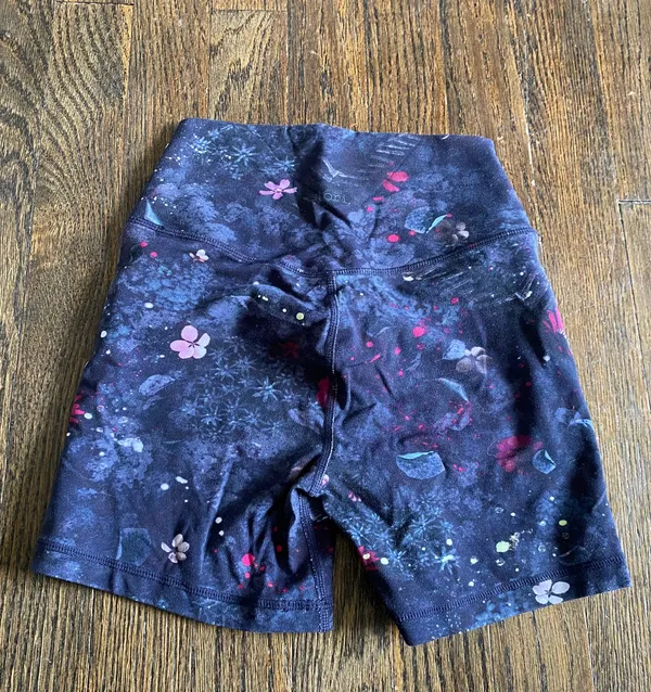 Stori Shorts Black Size 2 - Image 2