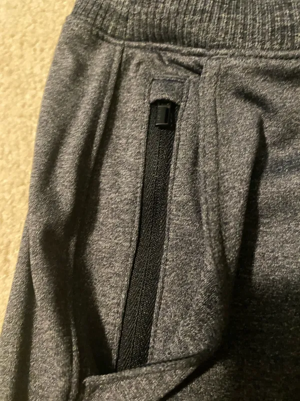 Joggers in perfect condition I have two pair one black one gray size medium - Image 6