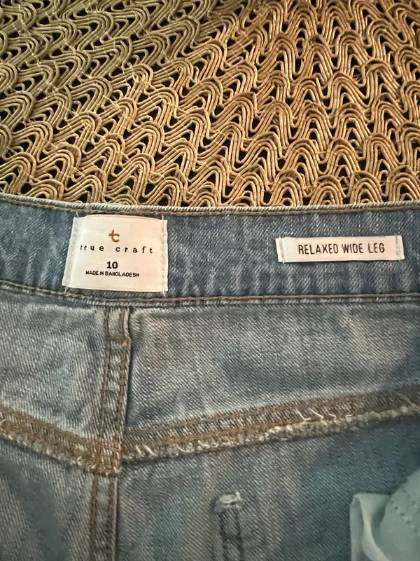 True Craft Long denim shorts - Image 3