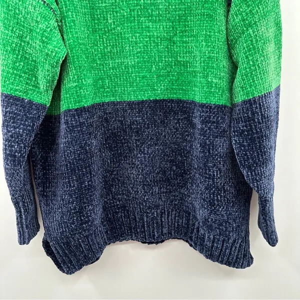 Offline by aerie Navy Blue & Green Long Sleeve Crewneck Chenille‎ Sweater Sz L - Image 5