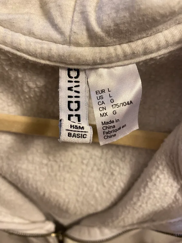H&M Divided White Zip-up Sweatshirt - Image 2