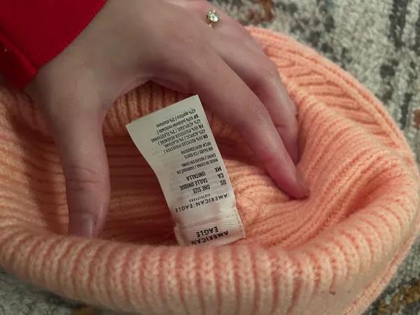 American Eagle beanie  - Image 3