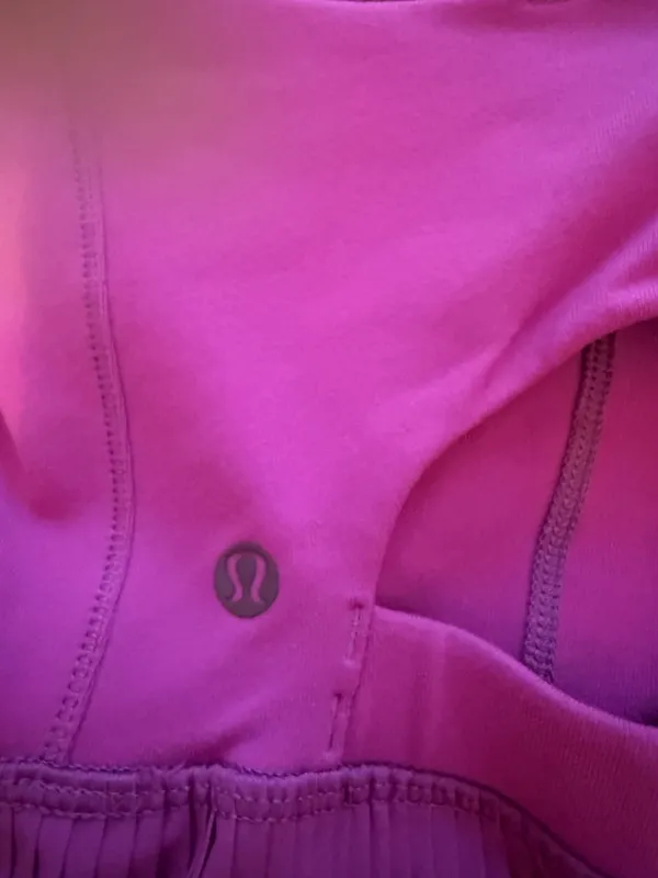 Lululemon Like New Pleated Pink Tank Top - Image 3