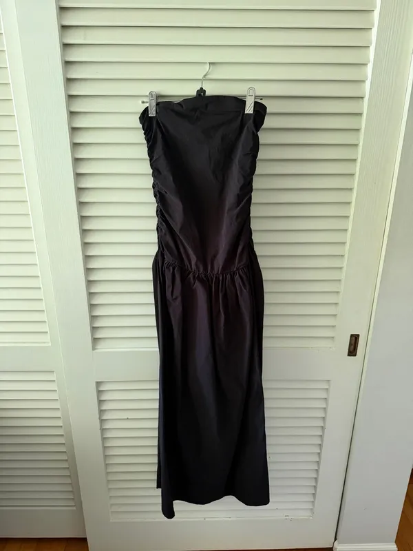 Pretty Little Thing Black Maxi Dress - Image 2