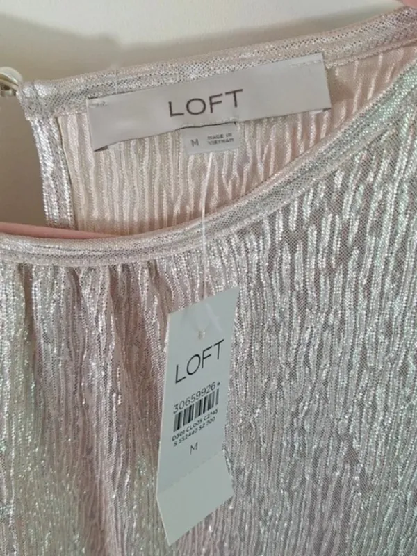 NWT Ann Taylor LOFT Size Medium Silver Textured Metallic Puff Sleeve Blouse NEW - Image 3
