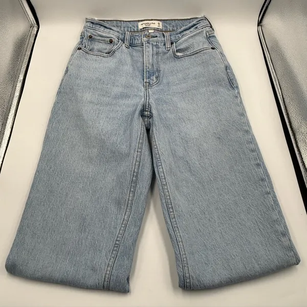 Abercrombie & Fitch Curve Love Mid Rise Straight Raw Hem Jean - Image 5