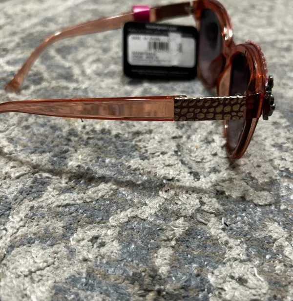 Custom crystals / butterfly / flower sunglasses handmade brand new - Image 5