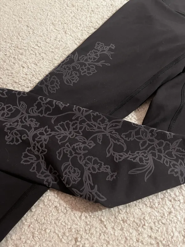 Lululemon Always On HR Tight Flocked Legging - Image 3