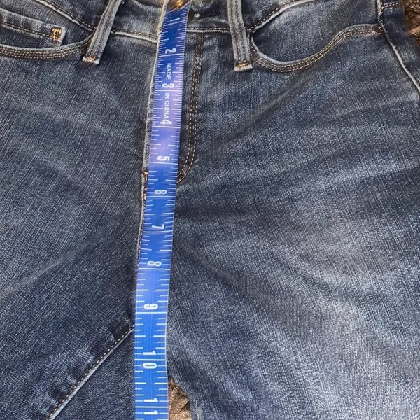 Jeans size 2 good cond inseam 27 - Image 5