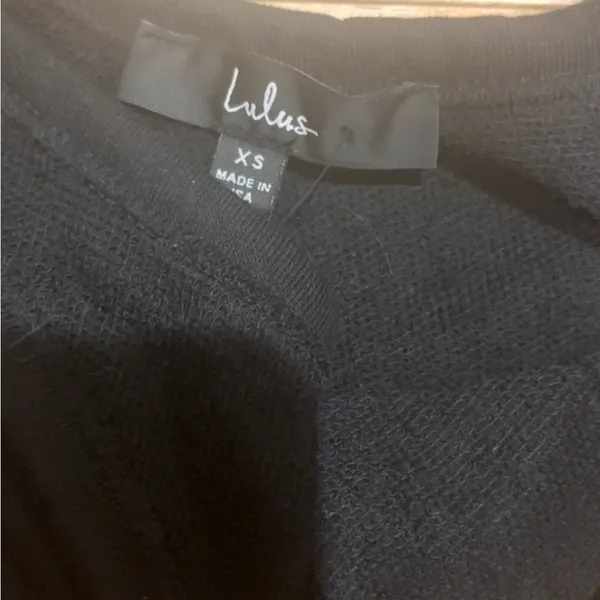 LULU’S BLACK CROPPED TANK TOP - Image 3