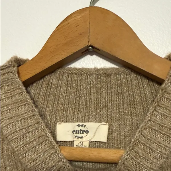 Entro Sweater Dress with Pocket Sz Medium - Image 9