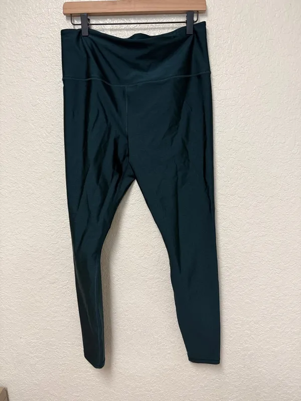 ATHLETA Elation Sheen Tight High-Waist Forest Green Active Leggings - Image 5