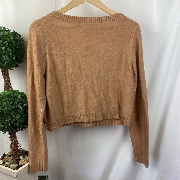 American Eagle Tan Cropped Button Up Long Sleeve Cardigan Sweater NEW M - Image 3