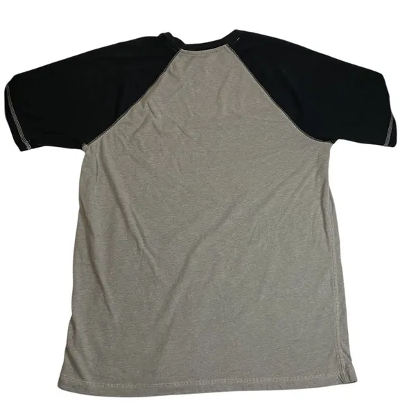 Disney New York State of Mind‎ Graphic Mickey Size Medium Gray/Black Colorway - Image 4