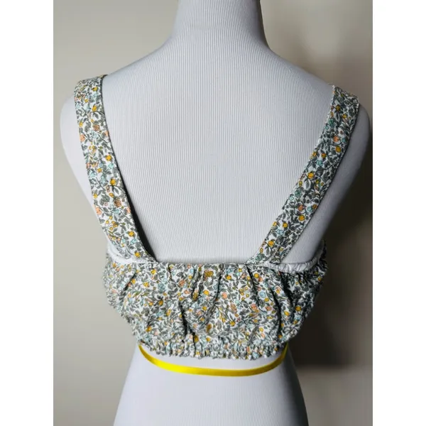 Abercrombie Green and White Floral Linen Crop Top - Image 5