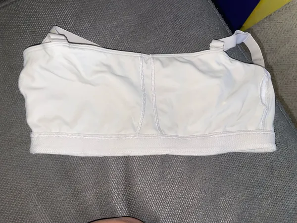 Gymshark Sports Bra - Image 4
