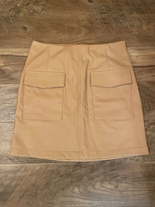 AND NOW THIS - Trendy Brown Vegan Leather Cargo Mini Skirt Size Medium - Image 3