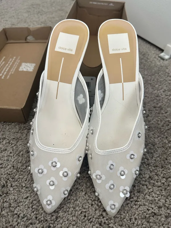 Dolce Vita White Kitten Heels - Image 2