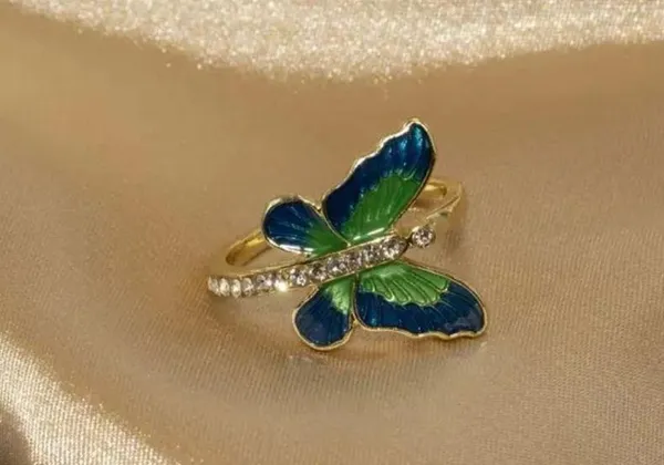 Gorgeous Butterfly Statement Ring Size 7 - Image 3