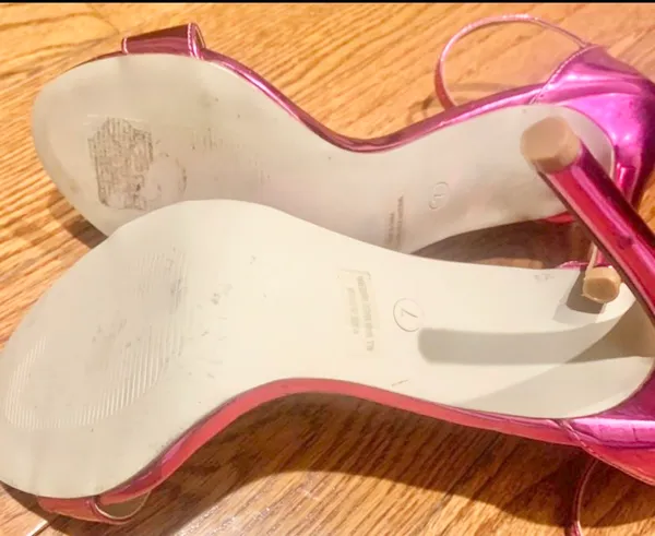 Charlotte Russe Metallic Fuchsia ankle strap Barbiecore Stilettos size 7 - Image 14
