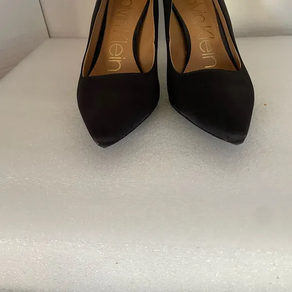 Calvin Klein Women's Elegant Black Heels - Image 4