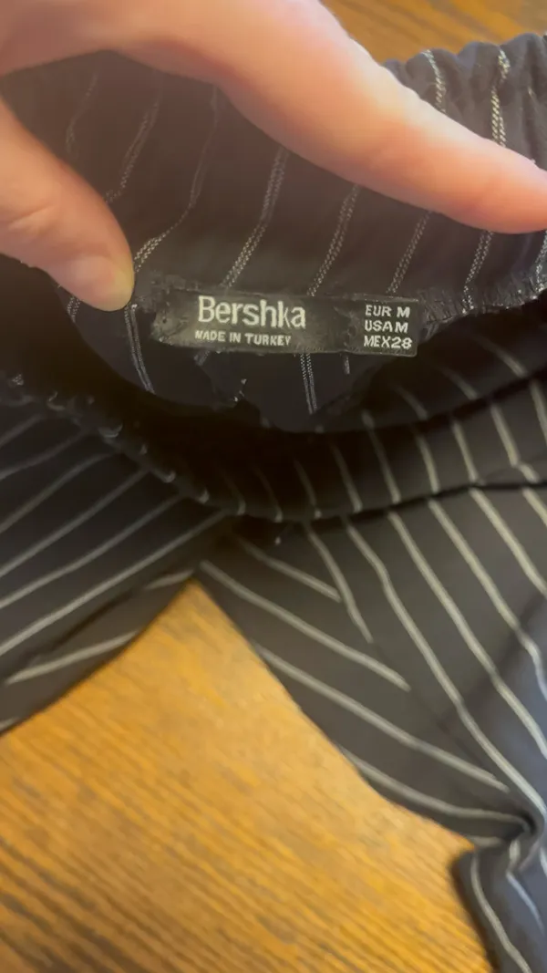 Bershka Black Pinstripe Tapered Pants Size M - Image 5