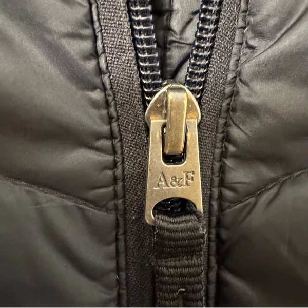 Abercrombie & Fitch Navy down packable puffer jacket - Image 5